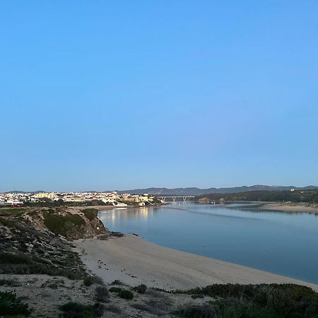 Charm-In Center Hotel Vila Nova de Milfontes Kültér fotó